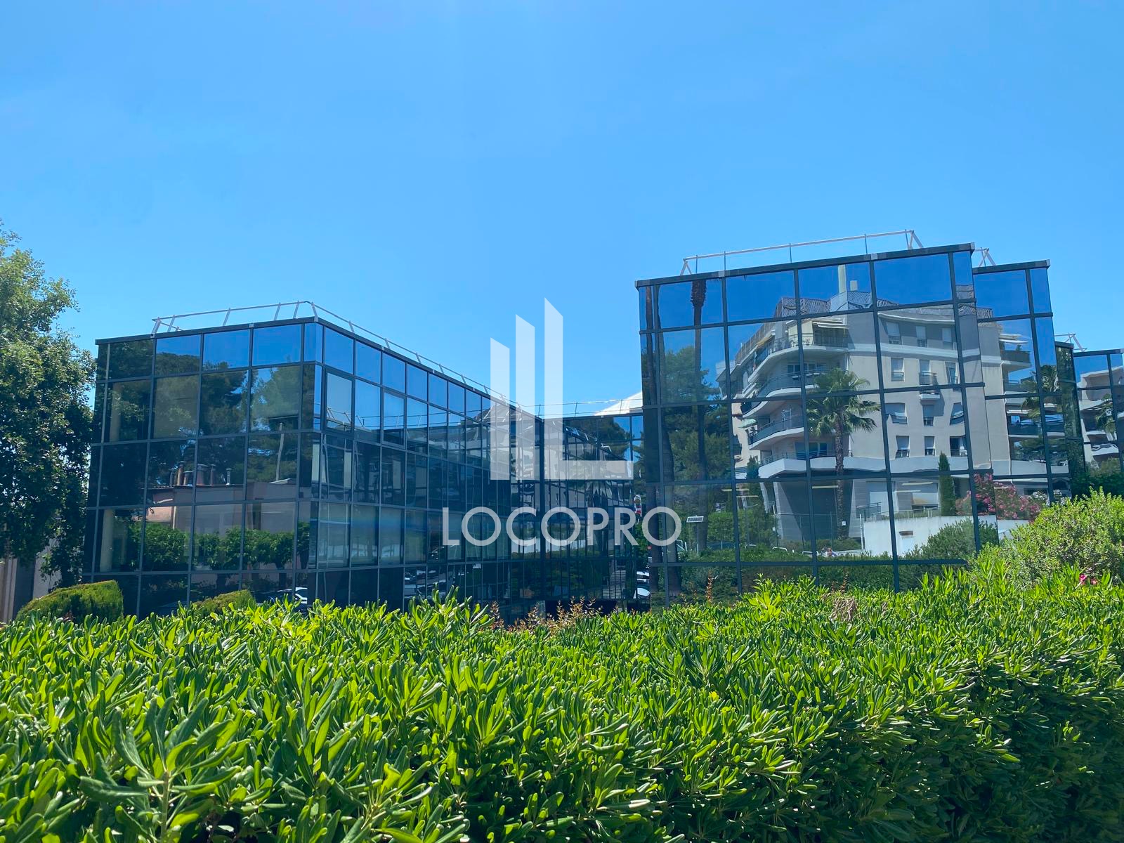 VENTE À INVESTISSEUR À SOPHIA ANTIPOLIS