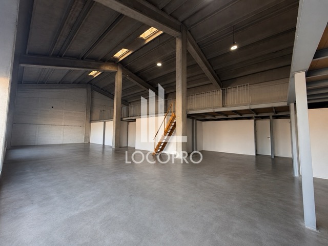 600 M² D'ACTIVITÉS LOUÉS À MOUGINS