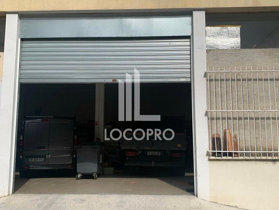 384 M² VENDUS !